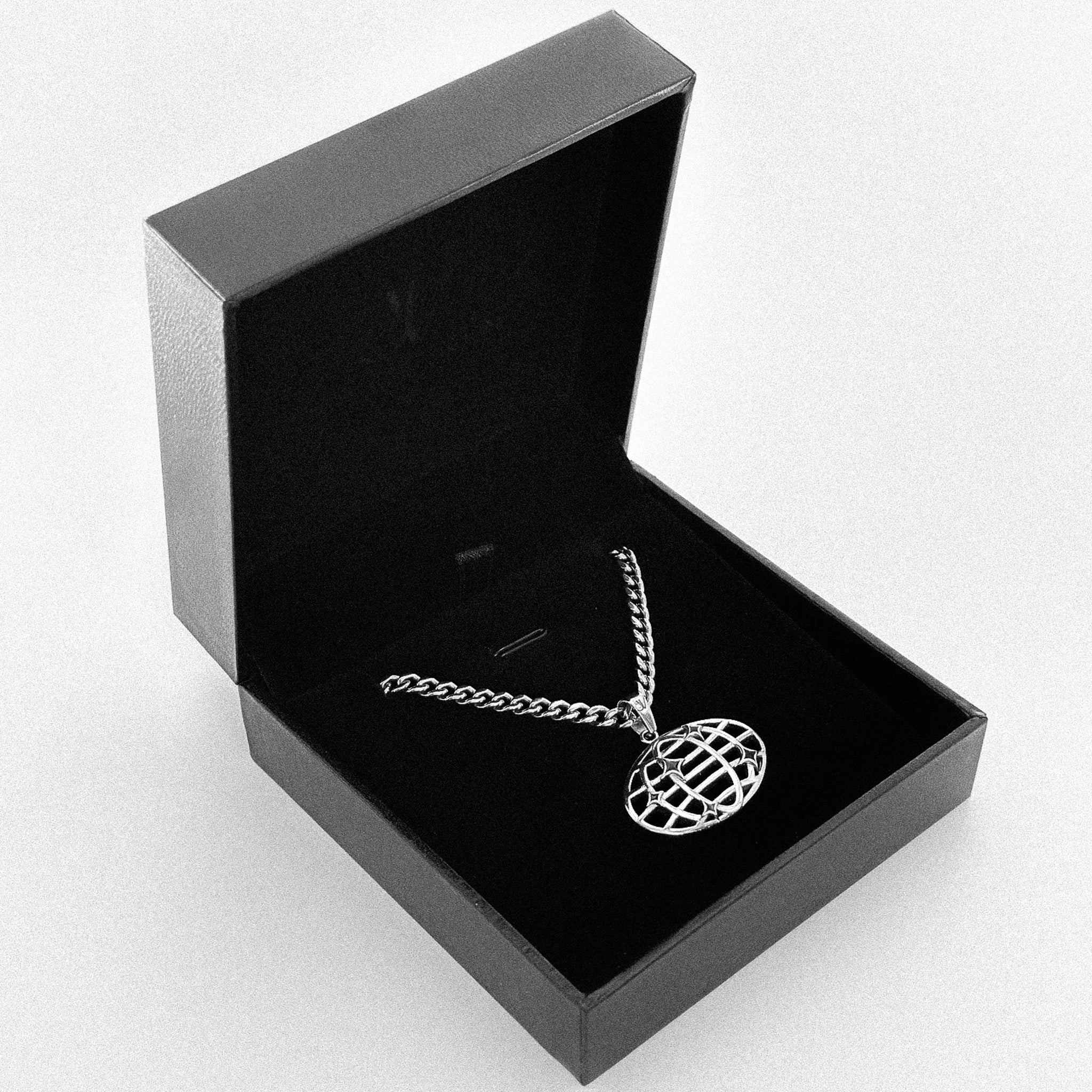 Elegant World Cuban Chain 4mm Stainless Steel Jewelry Display