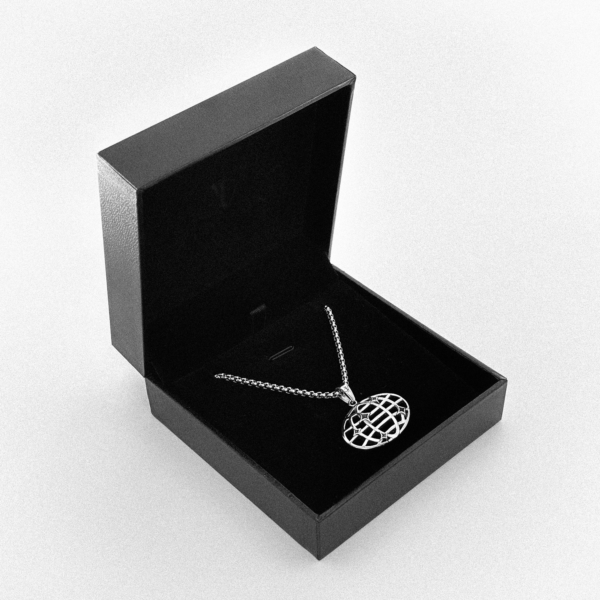 Elegant World Box Chain Stainless Steel 2.5mm Necklace Display