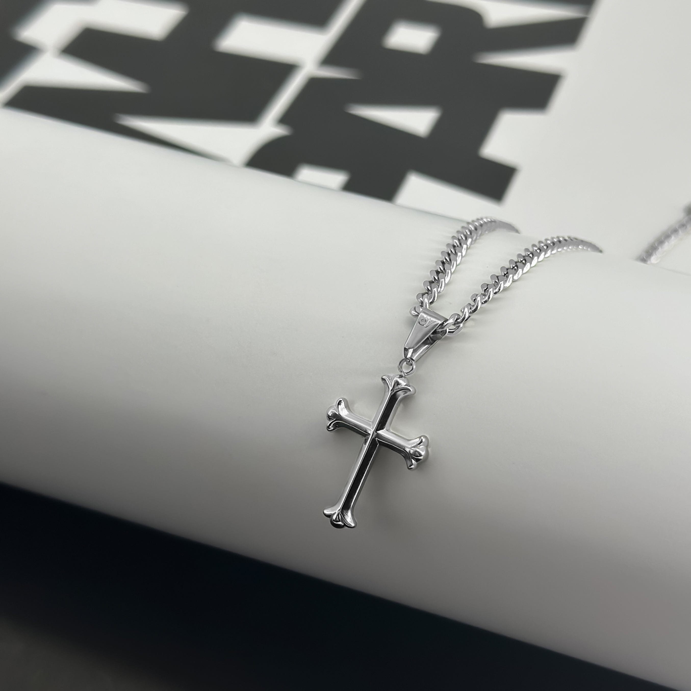 Chain with Pendant Cross Cuban Chain - Silver (4mm) - JVillion®