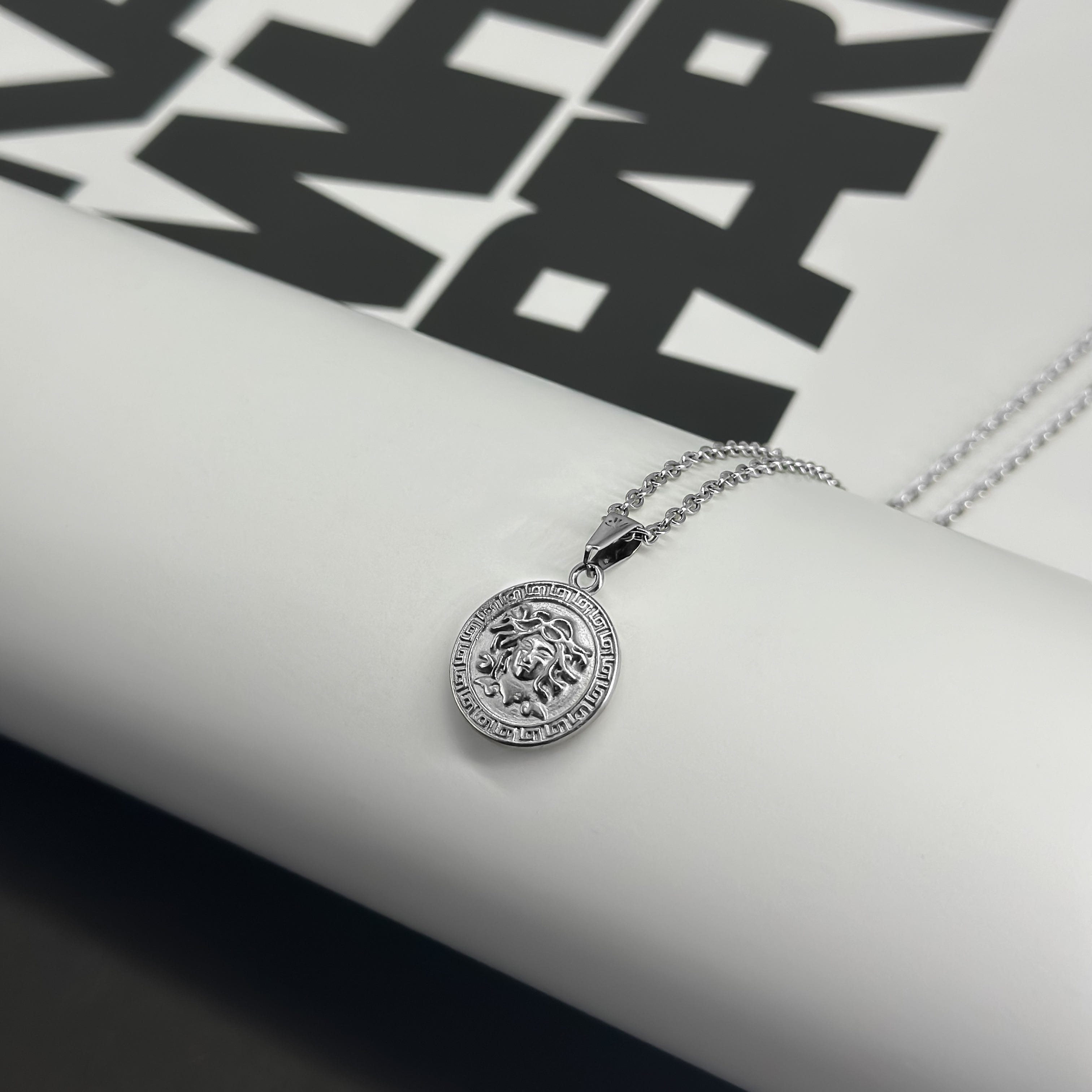 Chain with Pendant Medusa Rolo Chain - Silver (2mm) - JVillion®