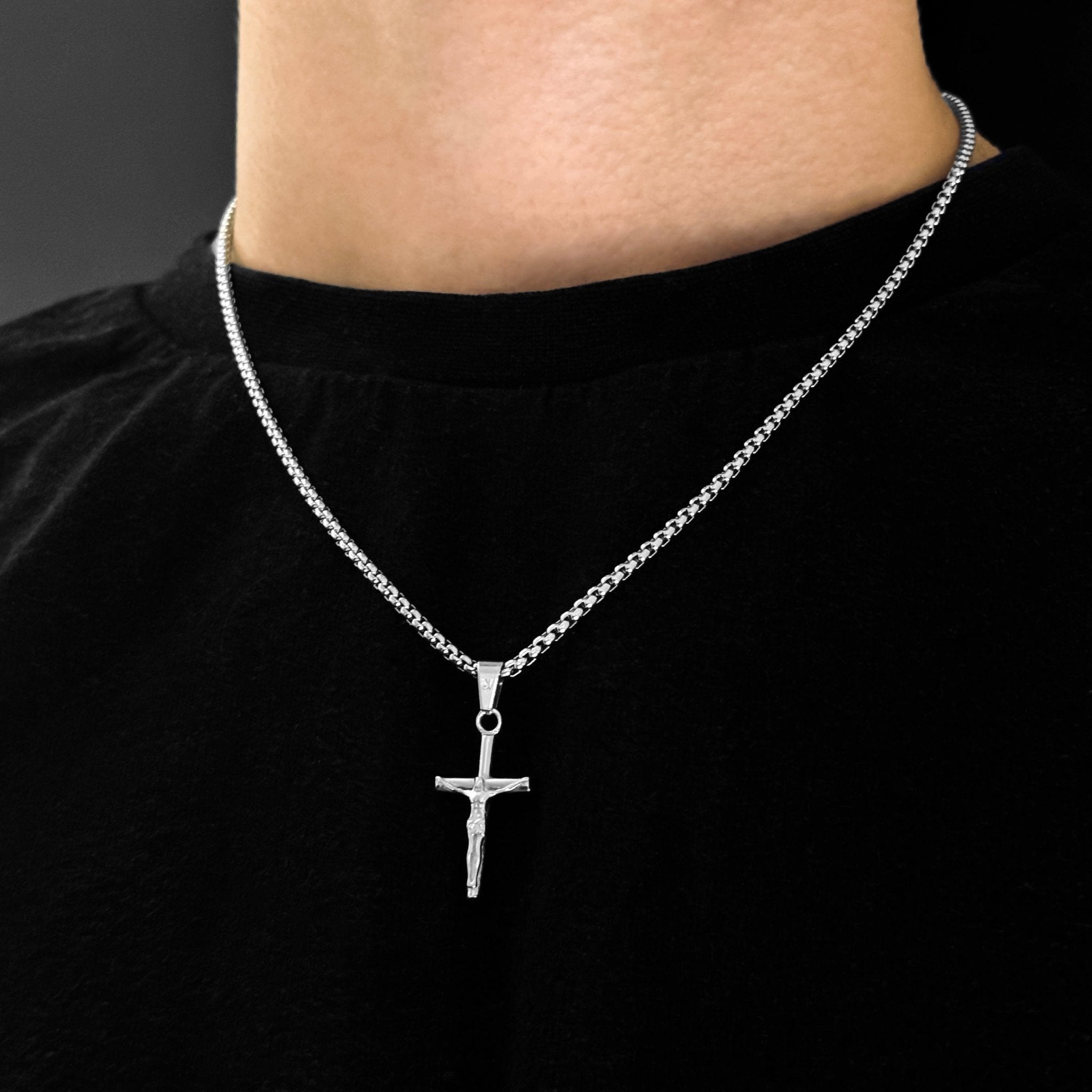 Jesus Cross Box Chain - Silver (2,5mm) - Chain with Pendant - 50cm / 20'' - JVillion®