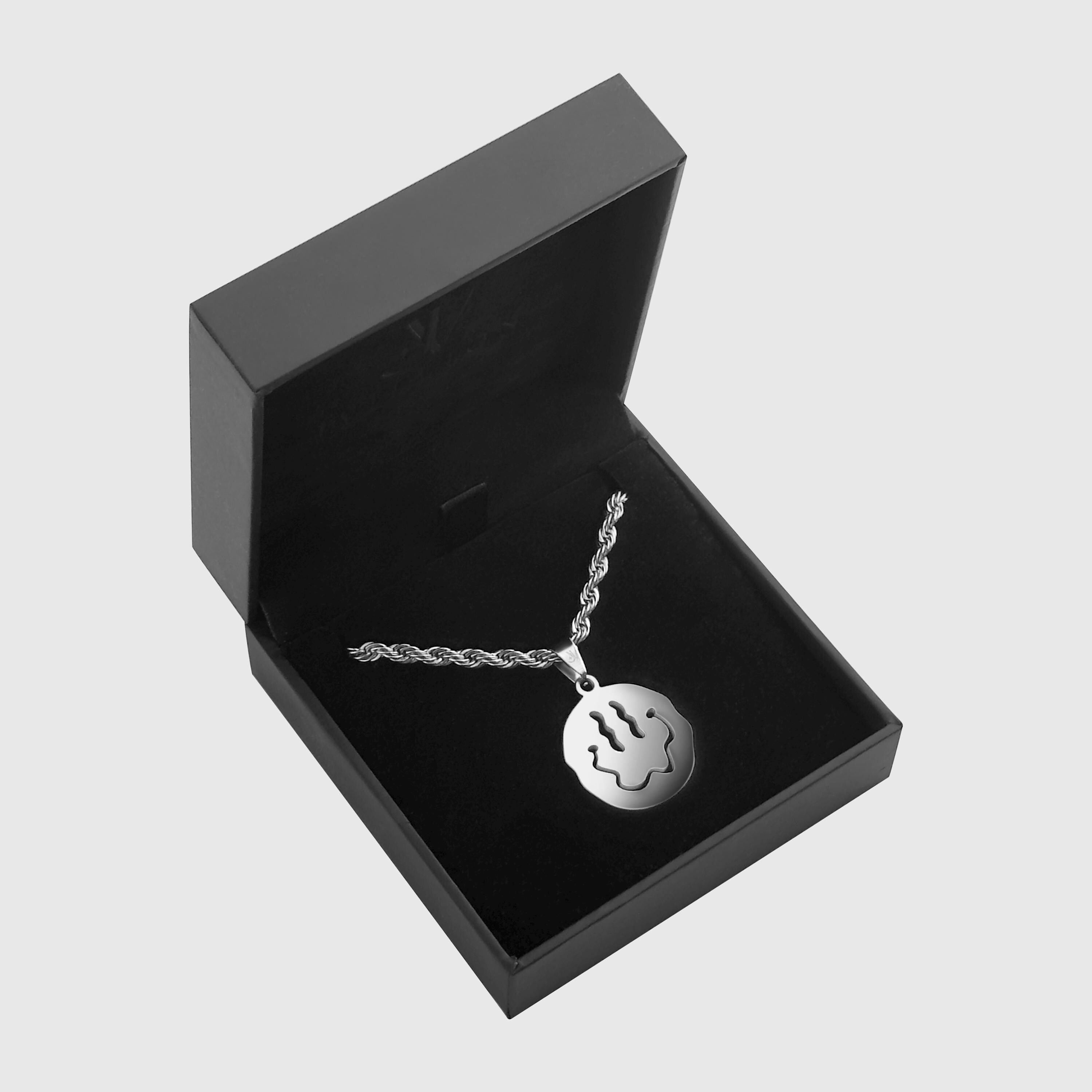 Silver smiley face pendant on 4mm rope chain in a black branded gift box, JVillion
