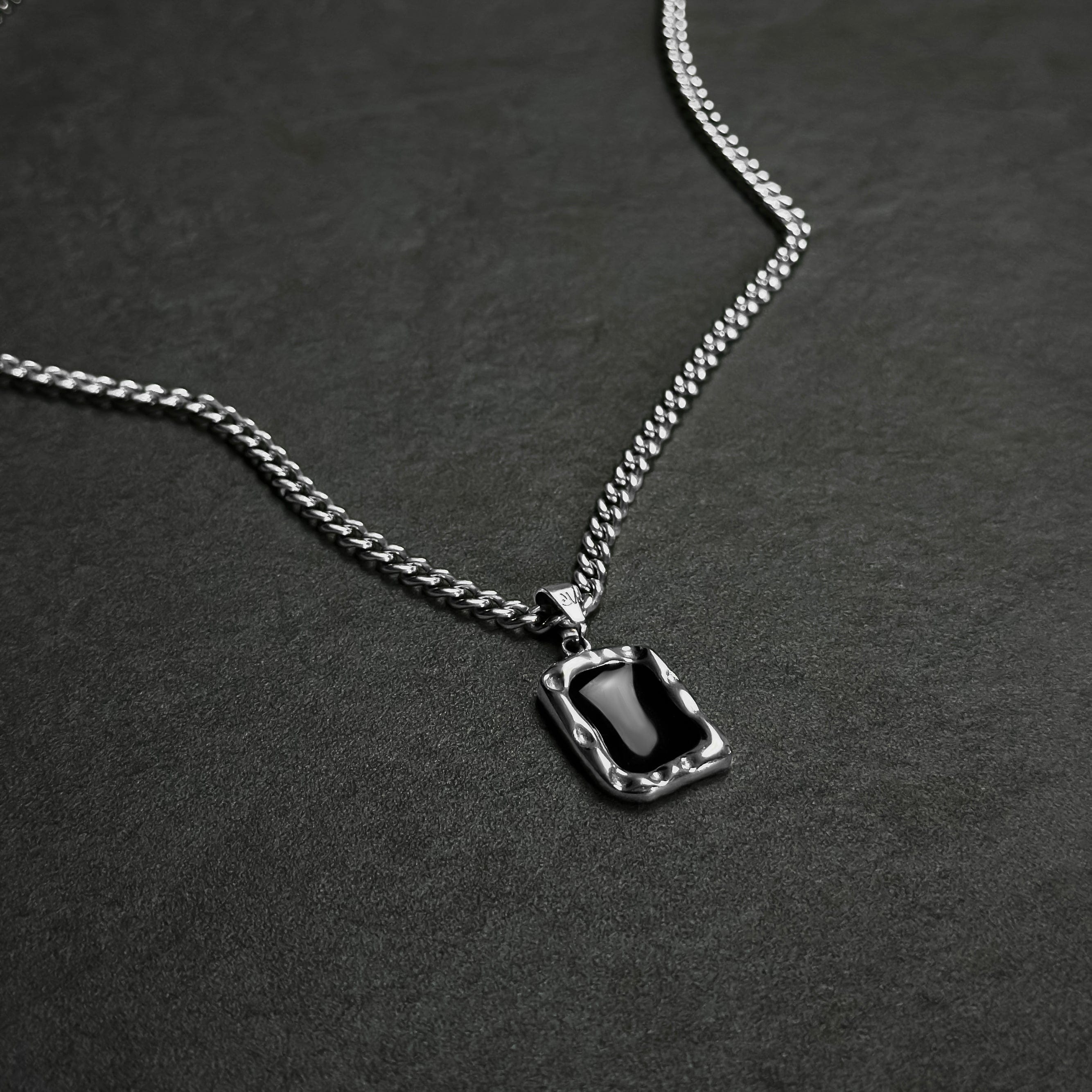 Onyx Cuban Chain - Silver (4mm) Chain with Pendant JVillion®