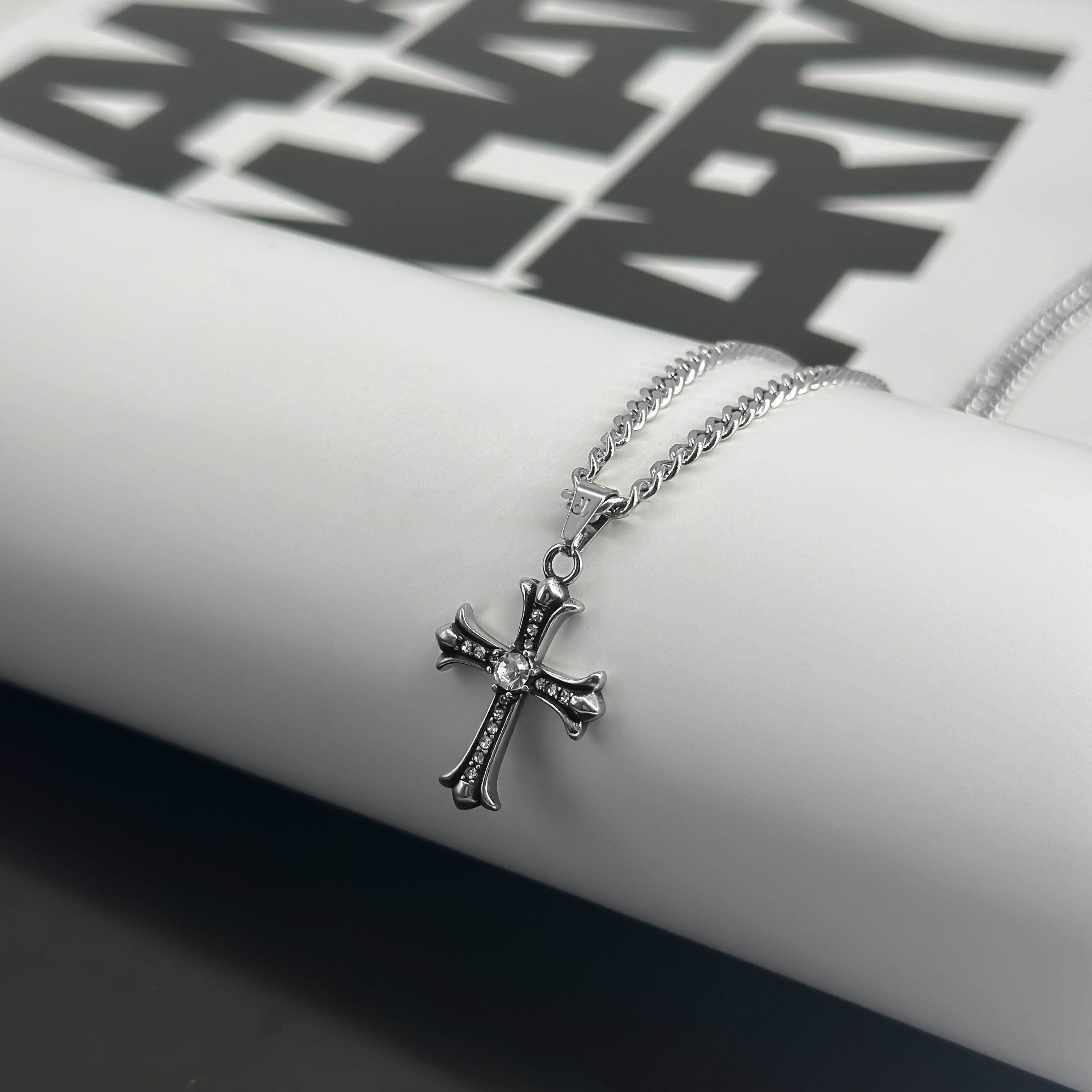 Shiny Cross Cuban Chain - Silver (4mm) Chain with Pendant JVILLION