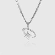 Pendentif étoile filante argenté sur collier maille cubaine 4mm, JVillion