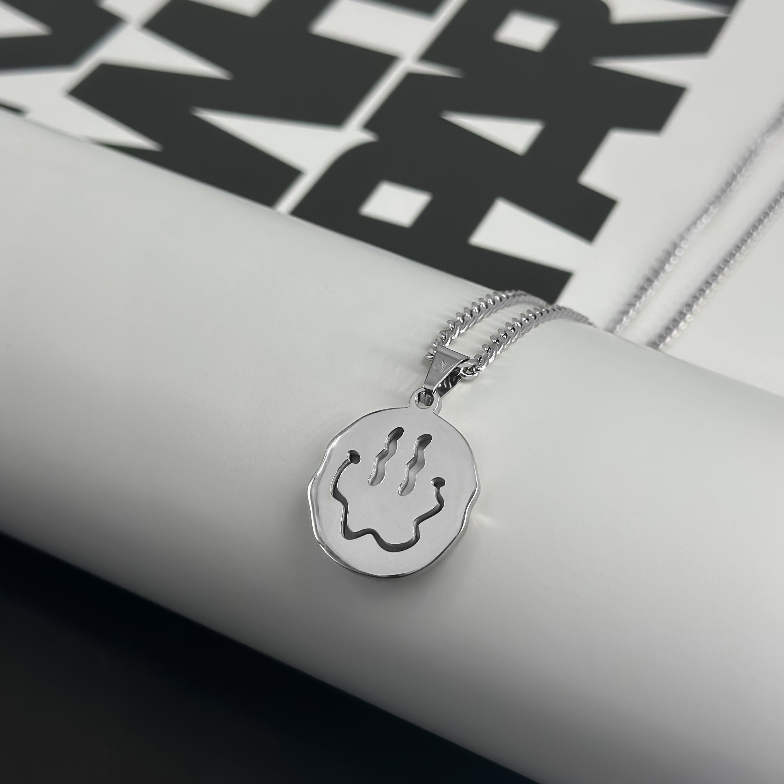 Smiley Cuban Chain - Silver (4mm) Chain with Pendant JVILLION