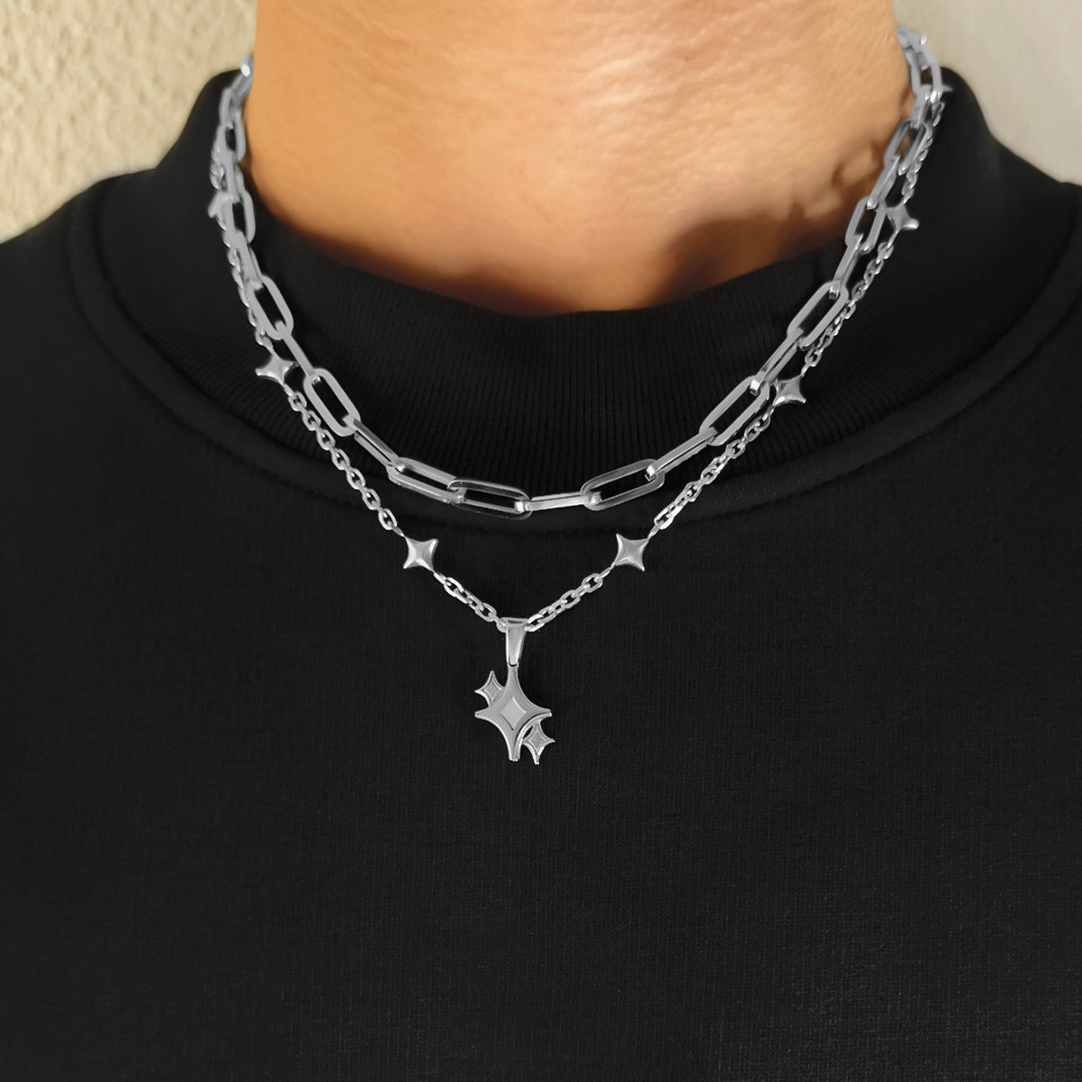 Silver star pendant chain – elegant celestial fashion piece
